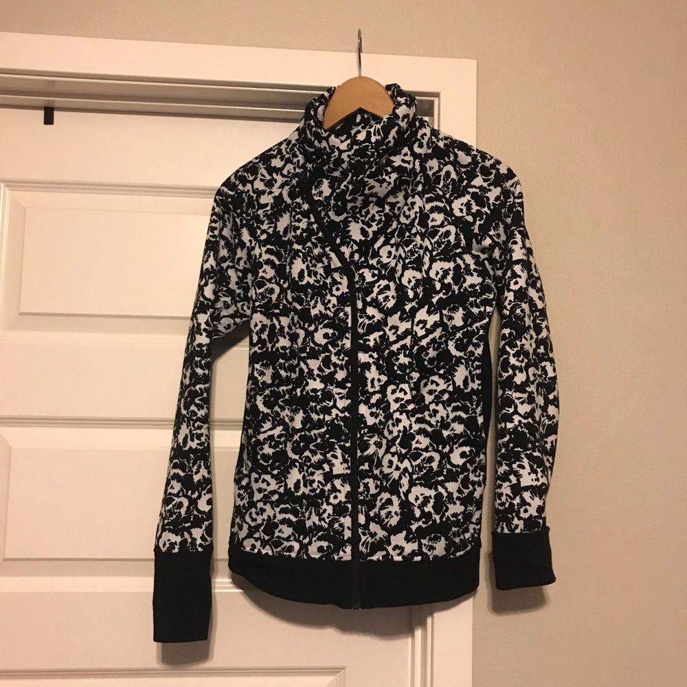 Lululemon jacket